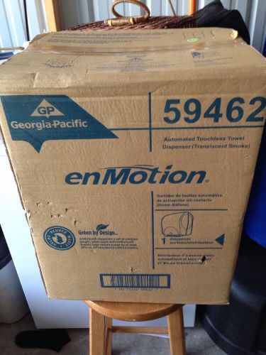 Georgia pacific enmotion touchless papertowel disoenser for sale