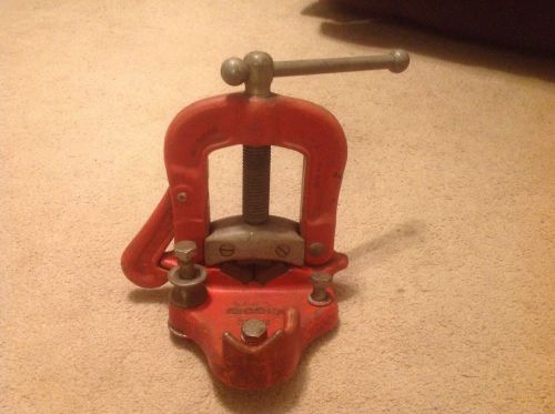 RIDGID #22 YOKE PIPE VISE FOR 1/8-21/2 PIPE GOOD USED CONDITION