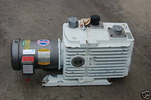 Leybold d30ac pfpe vacuum pump trivac rotary vane d30 for sale