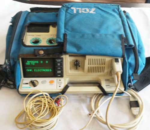Zoll pd 1600 patient monitor with case and more accessories! for sale
