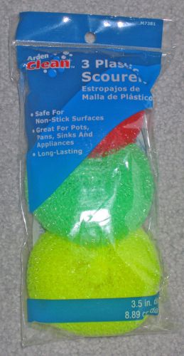 3 PLASTIC KITCHEN SCOURERS BY ARDEN CLEAN CLOSE OUT SALE $3.00 UNTIL SOLD OUT