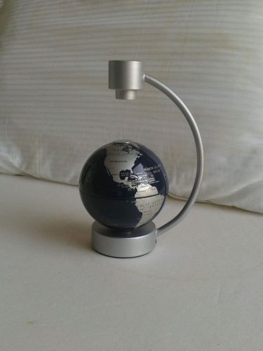 StellaNova Magnetic Levitation Floating Motion Rotating World Globe Silver Blue