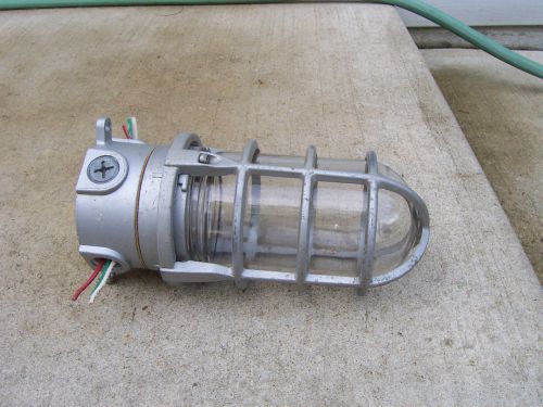 Lights explosion proof lights industrial explosion proof light with cage for sale