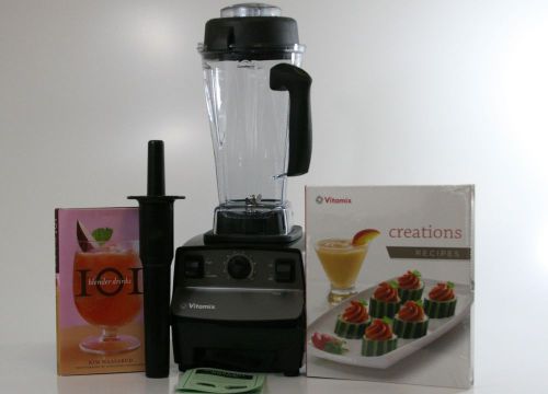 VITAMIX CREATIONS GC W/COMPACT CONTAINER BLENDER 64 OZ CONTAINER NO RESERVE