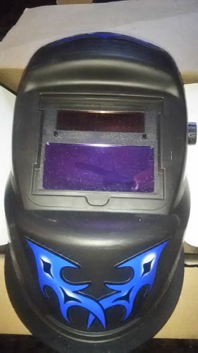 Auto-Darkening Welding Helmet with Blue Flames made by Chicago Electric 91214