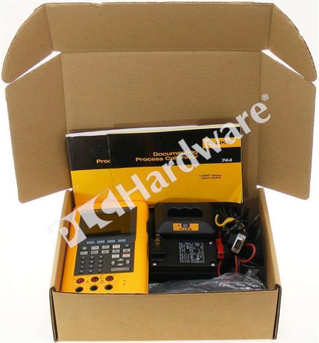 Fluke 744 documenting process calibrator hart communicator meter capability 2008 for sale