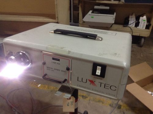LUXTEC XENON SERIES 9000 MODEL 9300 LIGHT SOURCE - AS IS