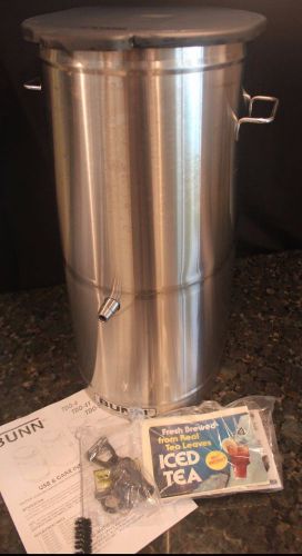 BUNN 4 Gallon Tea Beverage Dispenser (Model TDO-4)