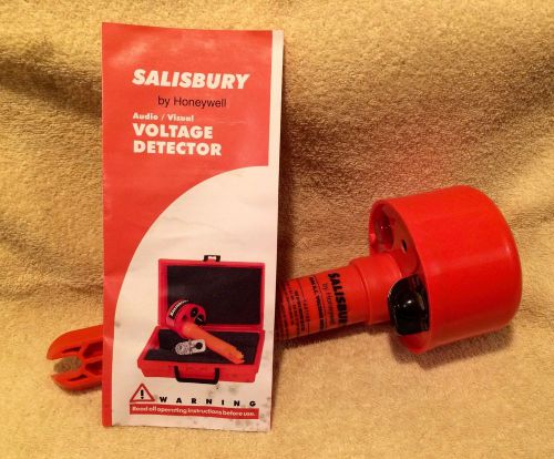 Salisbury Audio/Visual Voltage Detector model 4244