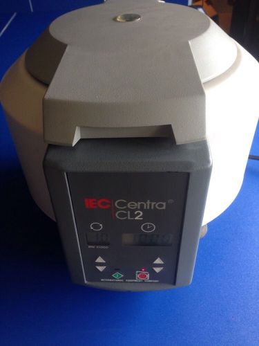 Iec centrifuge centra cl-2, 120 vac,4 amps,60 hz. 221 roto 6 buckets.rpm x1000. for sale