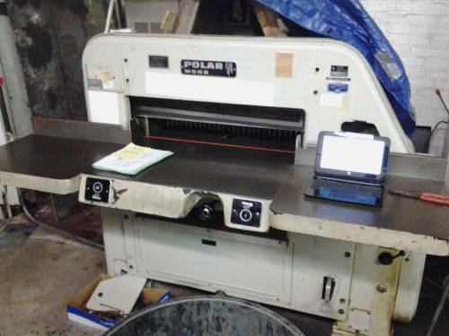 Polar 82 ST 32.25&#034; Paper Cutter 1 owner machine