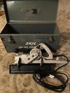 Skil Model 100 Type 3 Planer - Comes With Storage Case