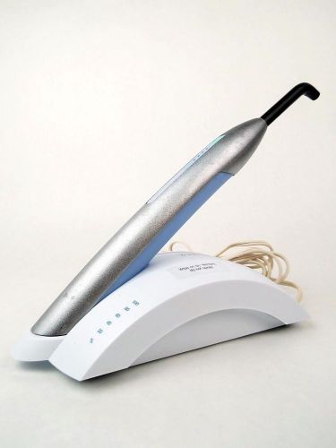 3M Freelight 2 Dental Visible Polymerization Cordless VCL Curing Light System