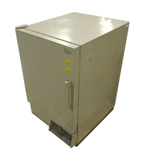 Espec lhu-112-m-u environmental cabinet bench-top temp/humidity chamber -20-85°c for sale