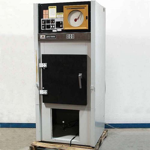 Advanced amt-7000 despatch pbc1-80 burn-in testing oven chamber for parts for sale