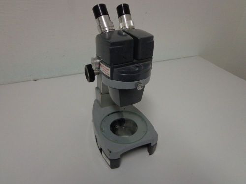 American optical 570 stereo zoom microscope .7x to 4.2x with 561-1 transbase for sale
