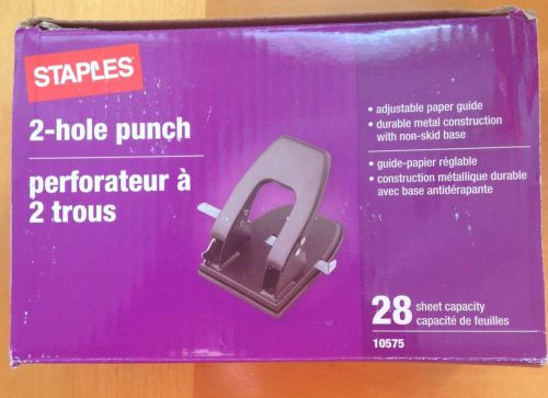 staples hole puncher