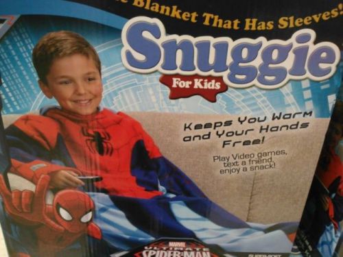 New SPIDERMAM Snuggie blanket with Sleeve for Kids AS SEEN on TV