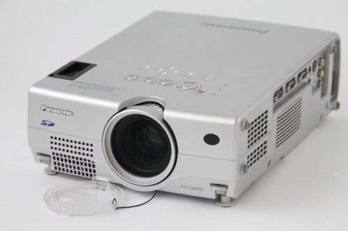 Panasionic Beamer PT-L735NTE incl. LCD-Projector Used, Top Condition