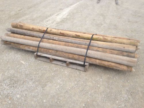 9&#039; Round Cedar Fence Posts with Pencil top ( lot 18 of  pcs )
