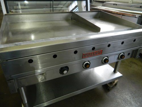 Vulcan 948a 48&#034; thermostatic control nat gas griddle heavy duty 1&#034; plate w/ legs for sale