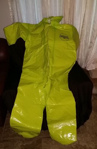 Dupont tk127tlyxl000200 xl xtra large tychem tk hooded coverall qty 2 for sale