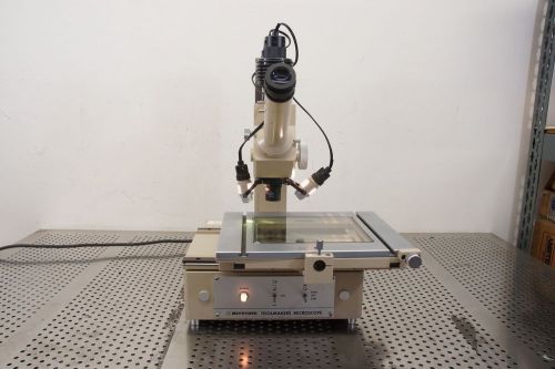 Mitutoyo toolmakers microscope TM201 176-311