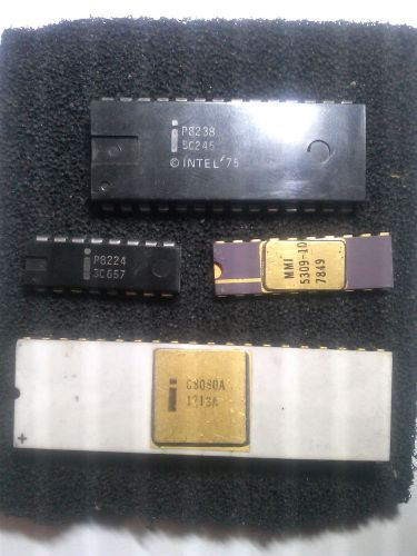Rare C8080A Intel CPU — White Ceramic and Gold — 1976