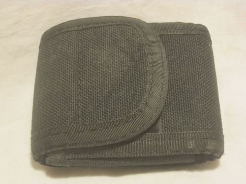 pre-owned Uncle Mike&#039;s Sidekick small pouch bag case
