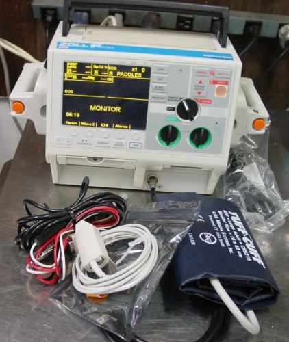 Zoll M Series Monitor paddles 3 Lead ECG Pacing analyze AED SpO2 NIBP ETco2 491