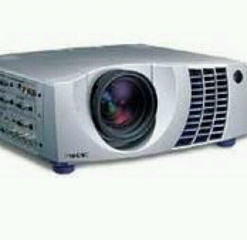 Sony XGA VPL-XP30 projector