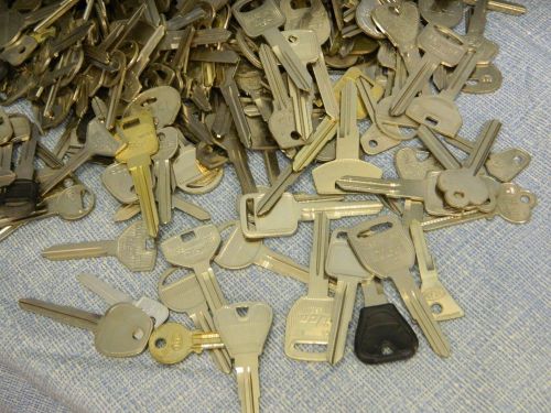 Automotive and House Keys Misc. Lot 10 lbs. Aprox 350 Key Blank Lot
