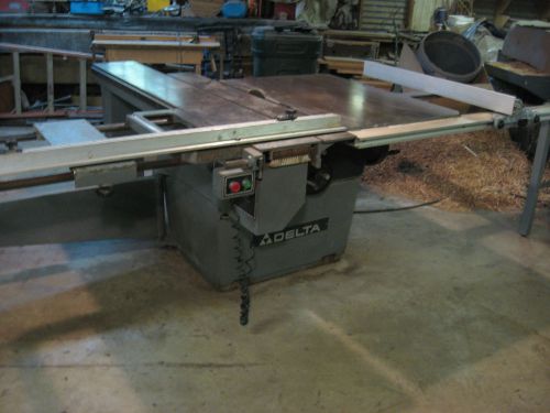 14&#034; Delta Rockwell Invicta RE-35 Sliding Table Saw with scoring blade