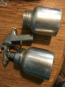 Devilbiss Brand. CGA.Paint Sprayer nozzle and 2 Screw On Cups. Vintage.