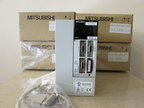 NEW MITSUBISHI Servo drive unit MR-J2-200CT for Mazak and industry use.