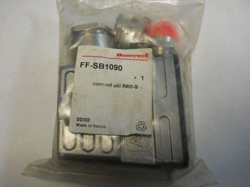 HONEYWELL FF-SB1090 FEMALE PLUG UTILITY CONNECTOR NEW CONDITION IN PACKAGE