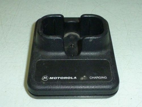 Motorola Model HTN9046A Radio Battery Charger Dock Base