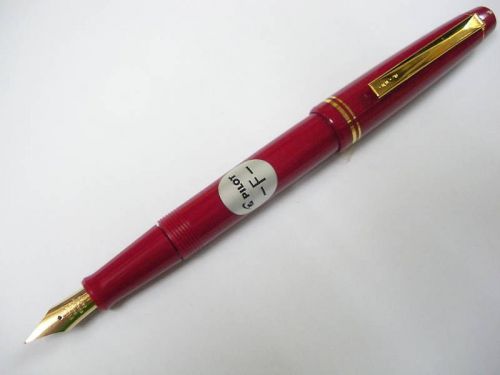 RED Pilot 78G Fountain pen fine nib with cap Made in Japan