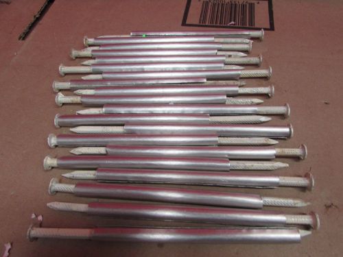 Aluminum Gutter SPIKES and FERRULES 7&#034; white 20 pcs each Gutter Nails   LOT 176