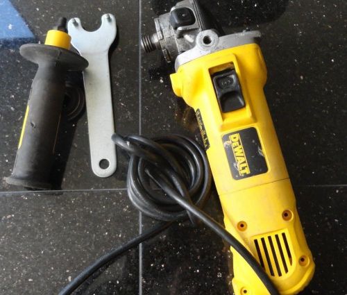 DEWALT 4-1/2&#034; ANGLE GRINDER D28110 HEAVY DUTY