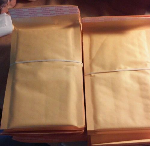 100 Envelopes 5x7 padded self seal