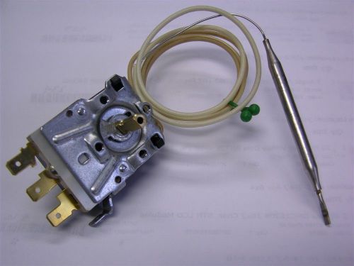 2 Emerson 716 RU-1801 0-330 C Thermostatic Controls
