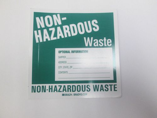 New Open Box Brady 121154 Green and White Non-Hazardous Waste Labels 100 Pack