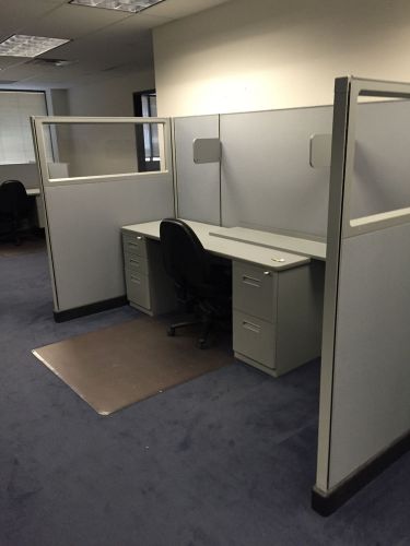 USED OFFICE CUBICLES