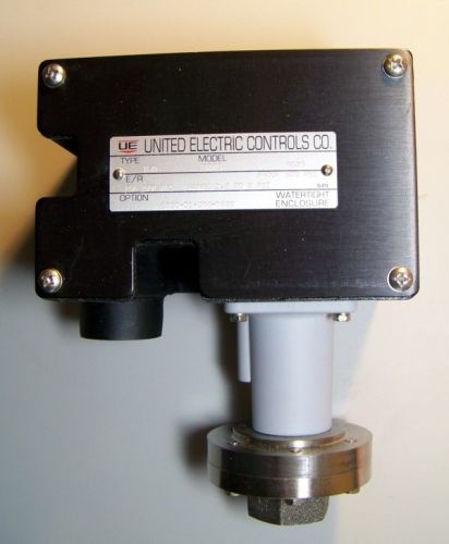 United Electric Controls Co Pressure Switch N.O. or N.C. Range 1.6 to 8 psi New