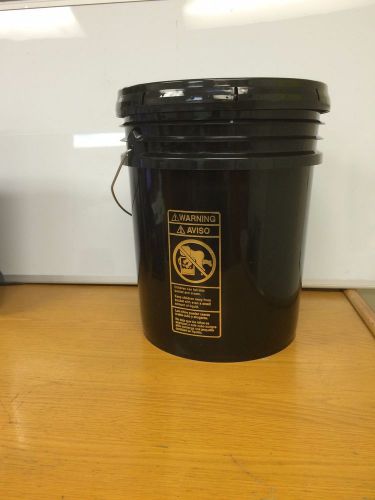 5 gallon Pail with regular Lid