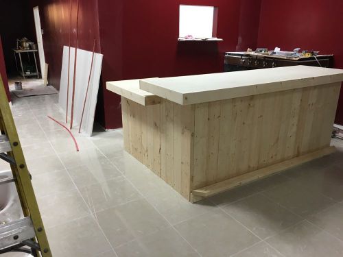 8&#039; X 5.5&#039; Rustic Retail Or Restaurant Sale Counter - Bar. We Deliver In Florida