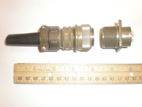 NEW - MS3106A 18-12P (SR) with Bushing and MS3102A 18-12S - 6 Pin Mating Pair