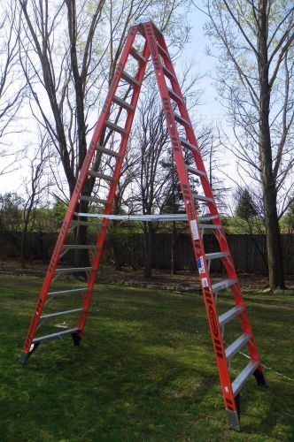 New werner ladder t7414 fiberglass twin front 14 foot 300lb rated ladders for sale