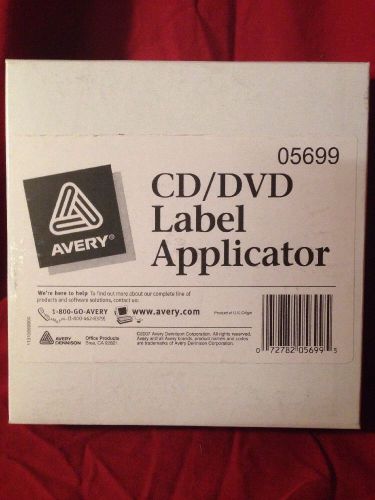 Avery CD / DVD Label Applicator 05699